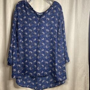 Daniel Rainn - Women’s Blouse Size 3X Navy Blue Paisley Print Lightweight Hi/Lo